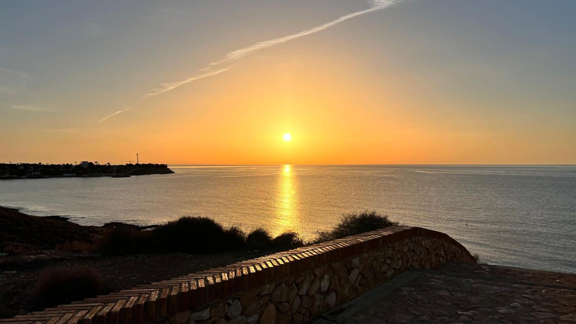 Punta Prima - Sun & Beach & Golf & Bike - Spanish South-Facing Terrace Apartment - La Recoleta - By The Sea Torrevieja Exterior foto